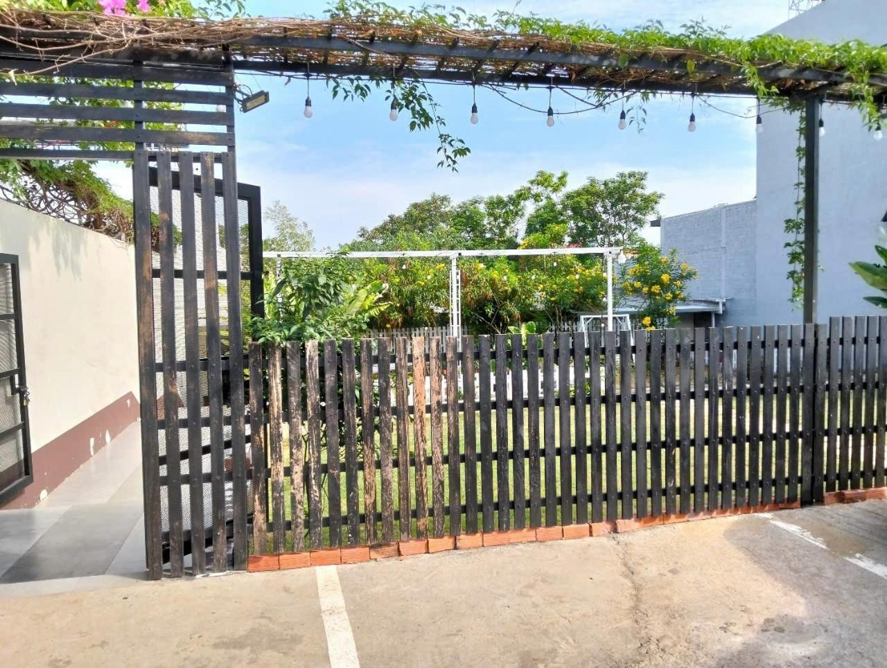 Doi Sao Homestay Buon Ma Thuot Exterior photo